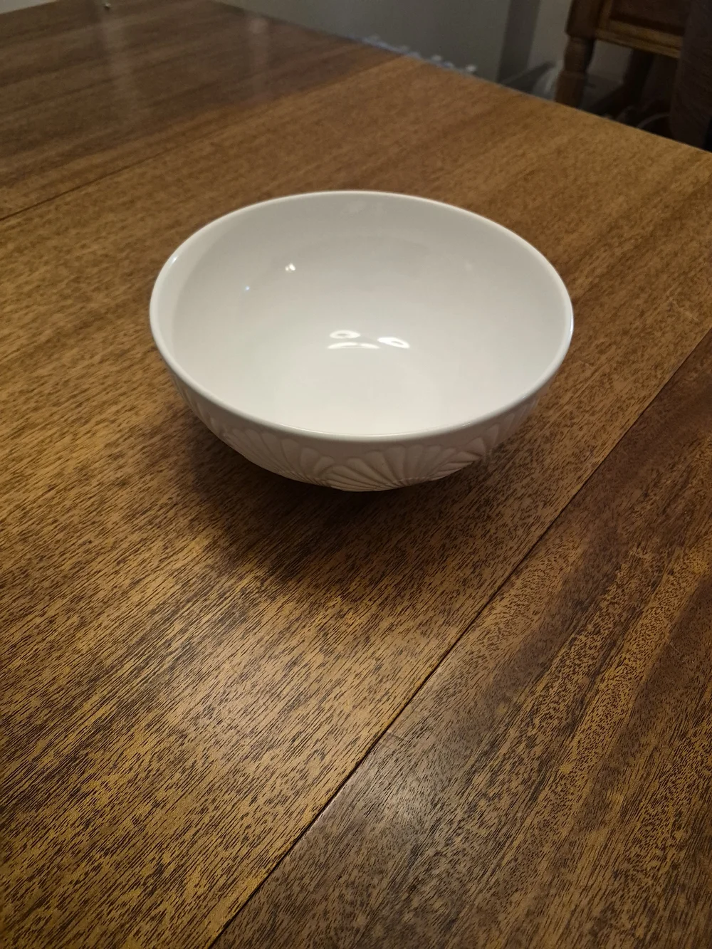 Mikasa Ocean Jewel White Beachy Ceramic Serving Bowl with Embossed Exterior